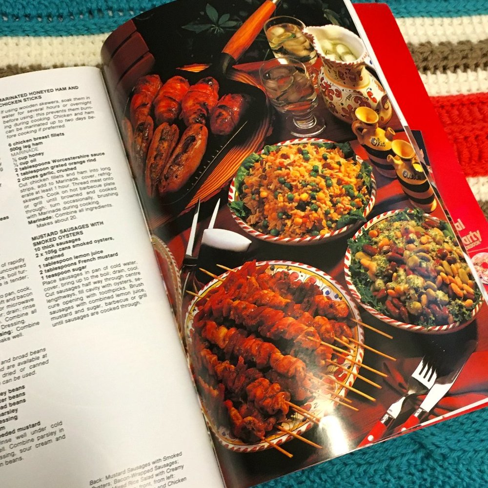 Vintage 1987 AWW Light & Luscious Summertime Cookbook Pamela Clark - Picture 5 of 11